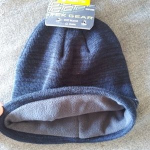 NWT Tek Gear dark blue reflective knit beanie